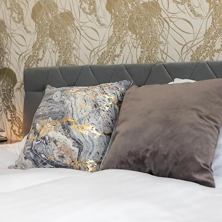 Grzybowska 85 By Homeprime Варшава